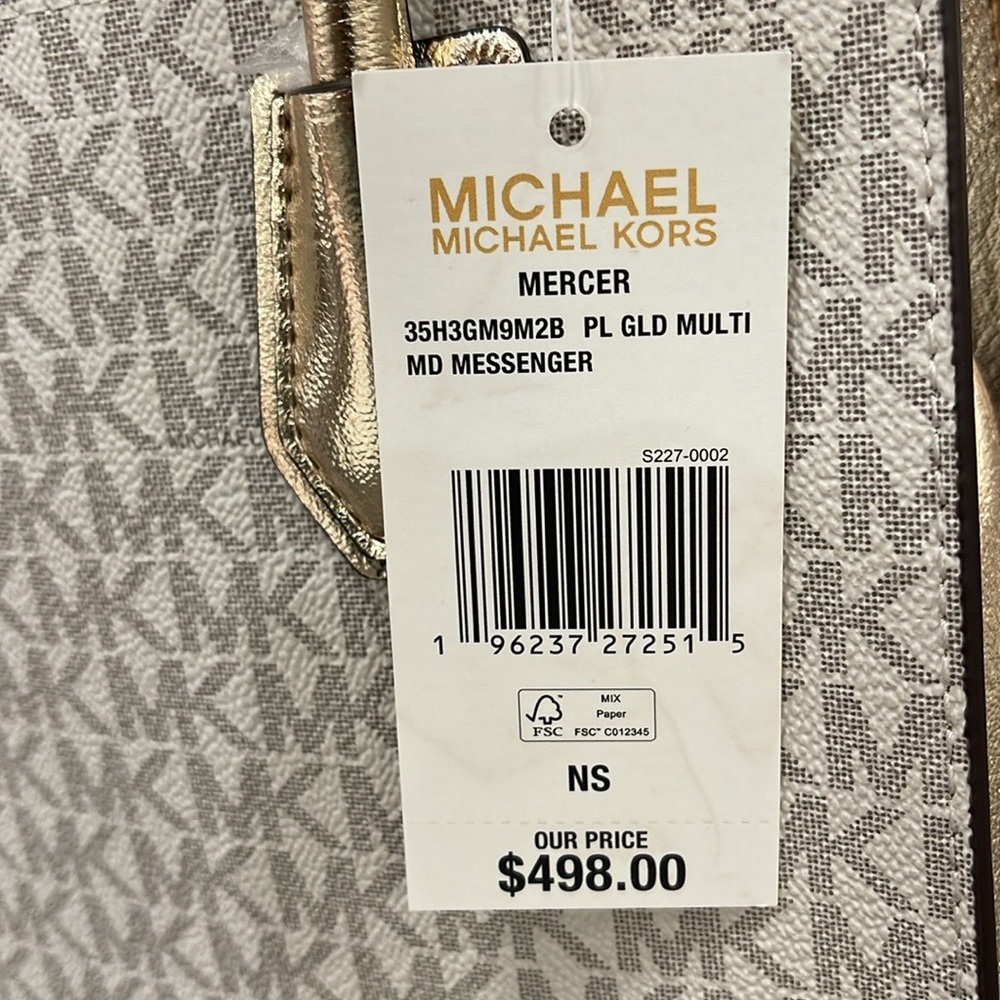 MICHAEL KORS
Mercer Medium Signature Logo and Metallic Accordion Crossbody Bag - Picture 16 of 16